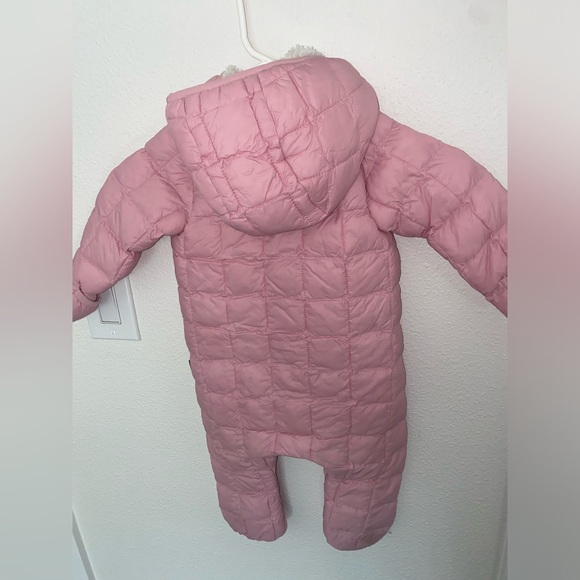 North face baby snow suit - Picture 2 of 3